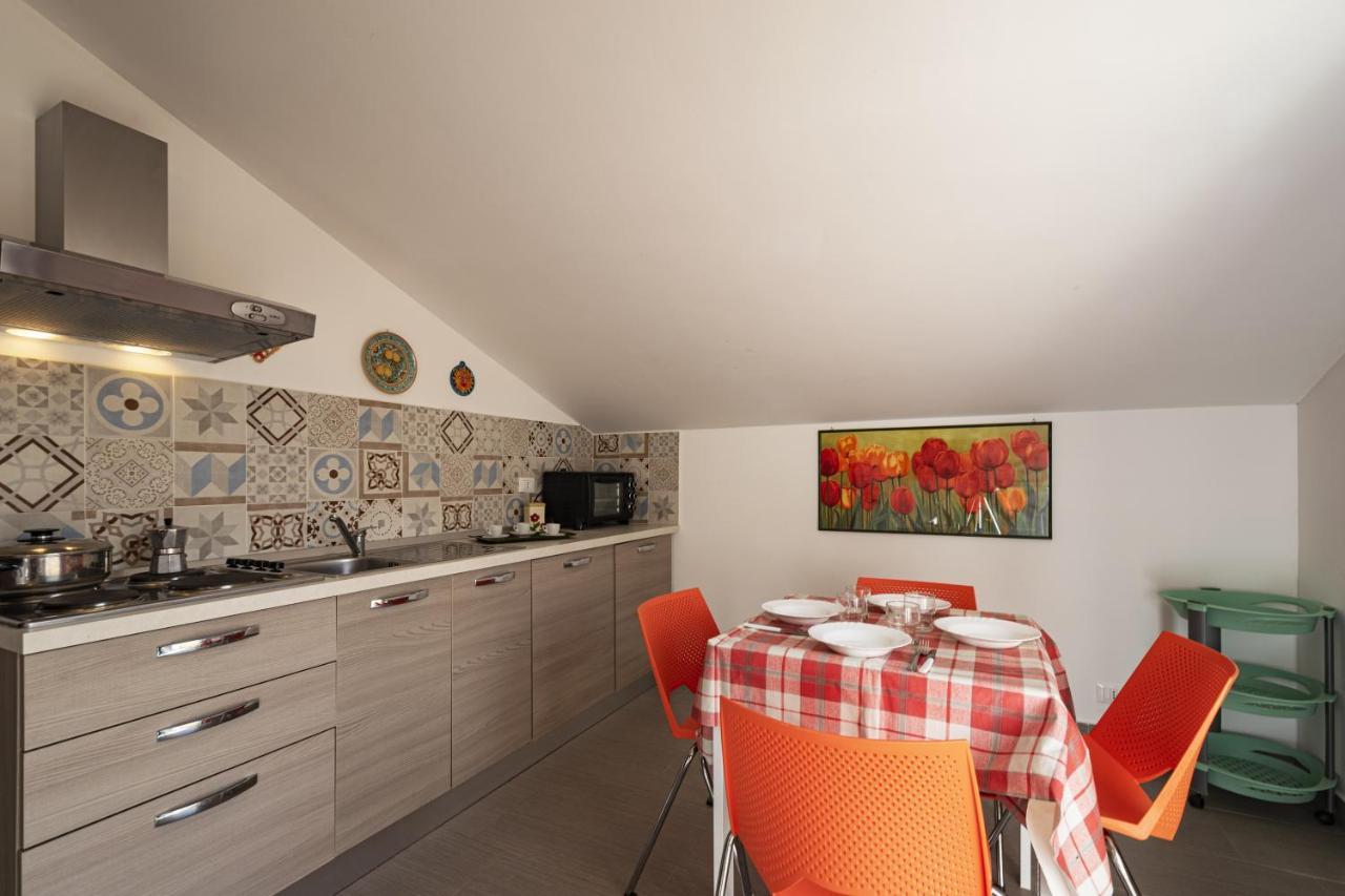 Borgo Aranci - Appartamento In Villa Rosa - 16B Castellammare del Golfo Exterior photo