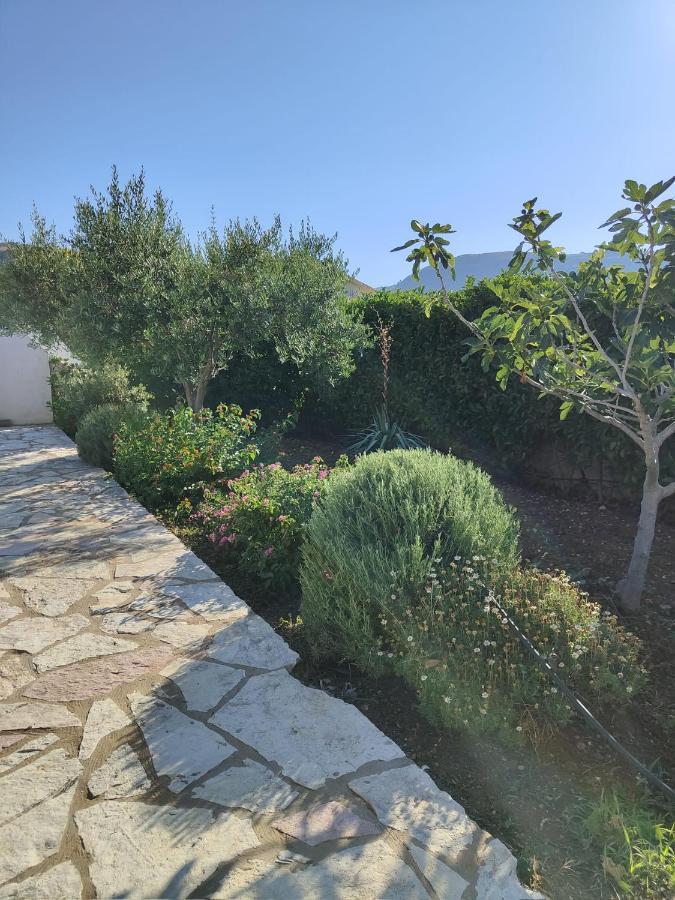 Borgo Aranci - Appartamento In Villa Rosa - 16B Castellammare del Golfo Exterior photo